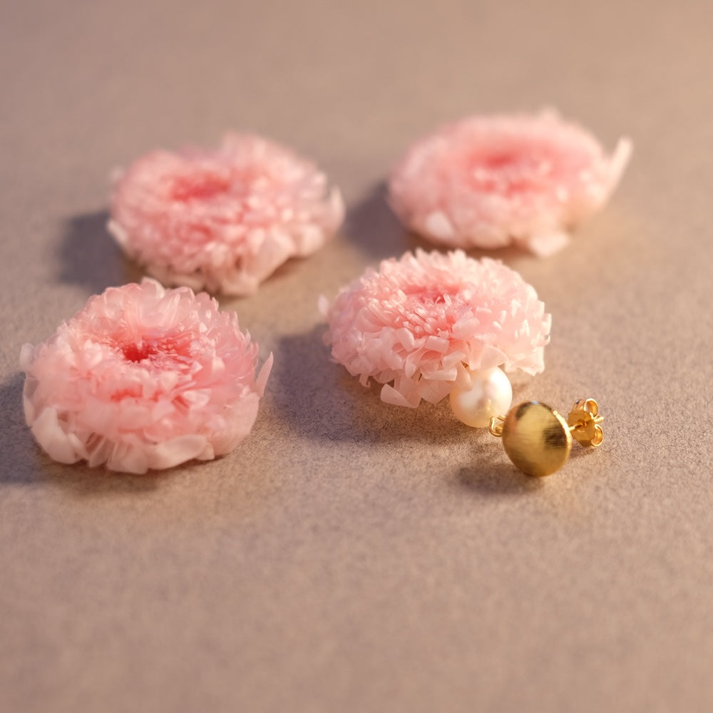 Boucles d'oreilles Fleur stabilisée champêtre Rose en laiton doré à l'or fin 24K Premium