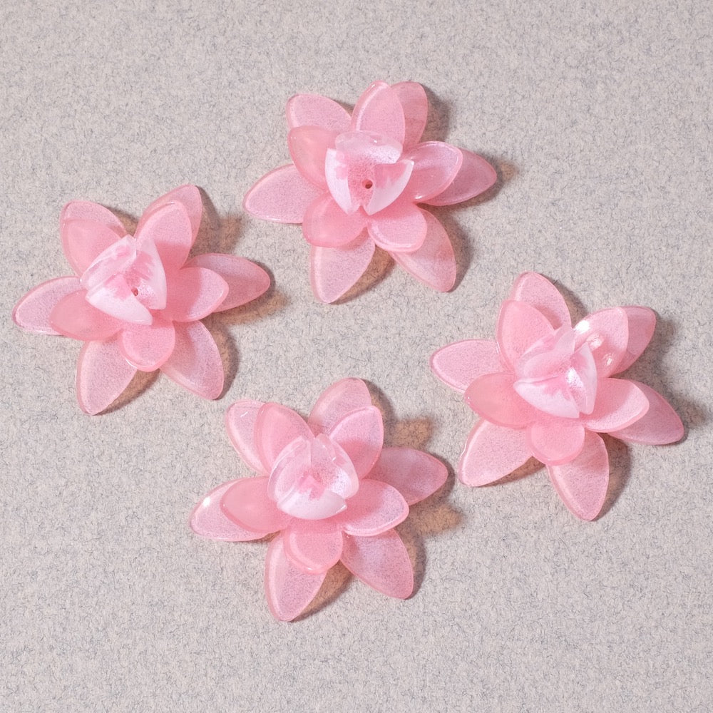 Coupelle fleur de lotus triple pétales en acrylique rose.