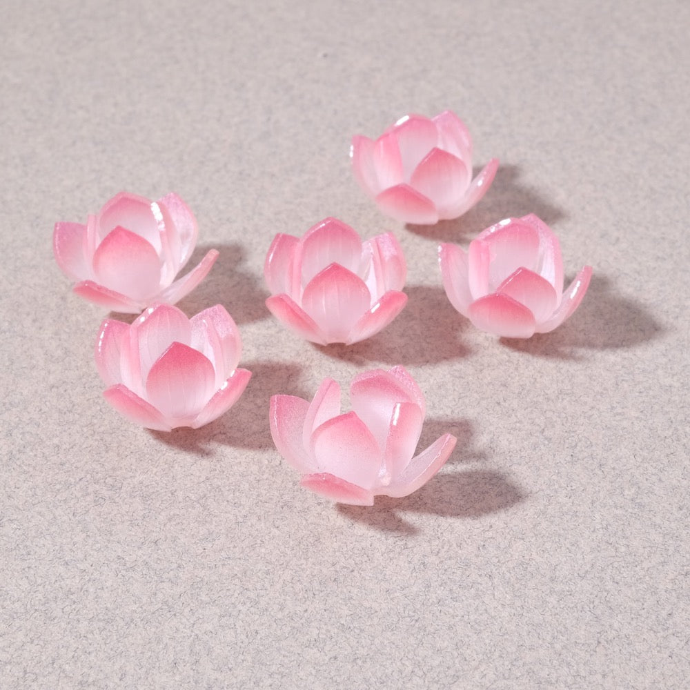 Coupelle fleur en acrylique rose dégradé avec double pétales.