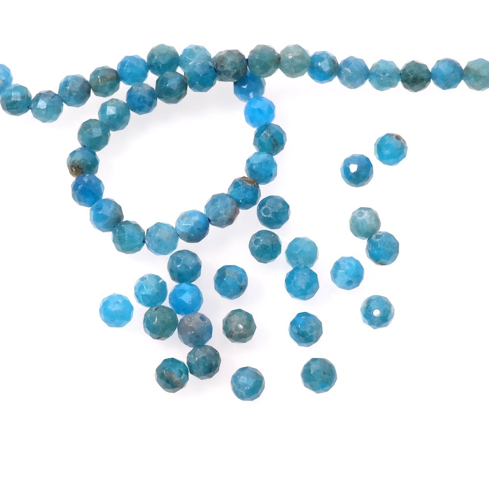 20 perles naturelles rondes facettées 4mm en Apatite