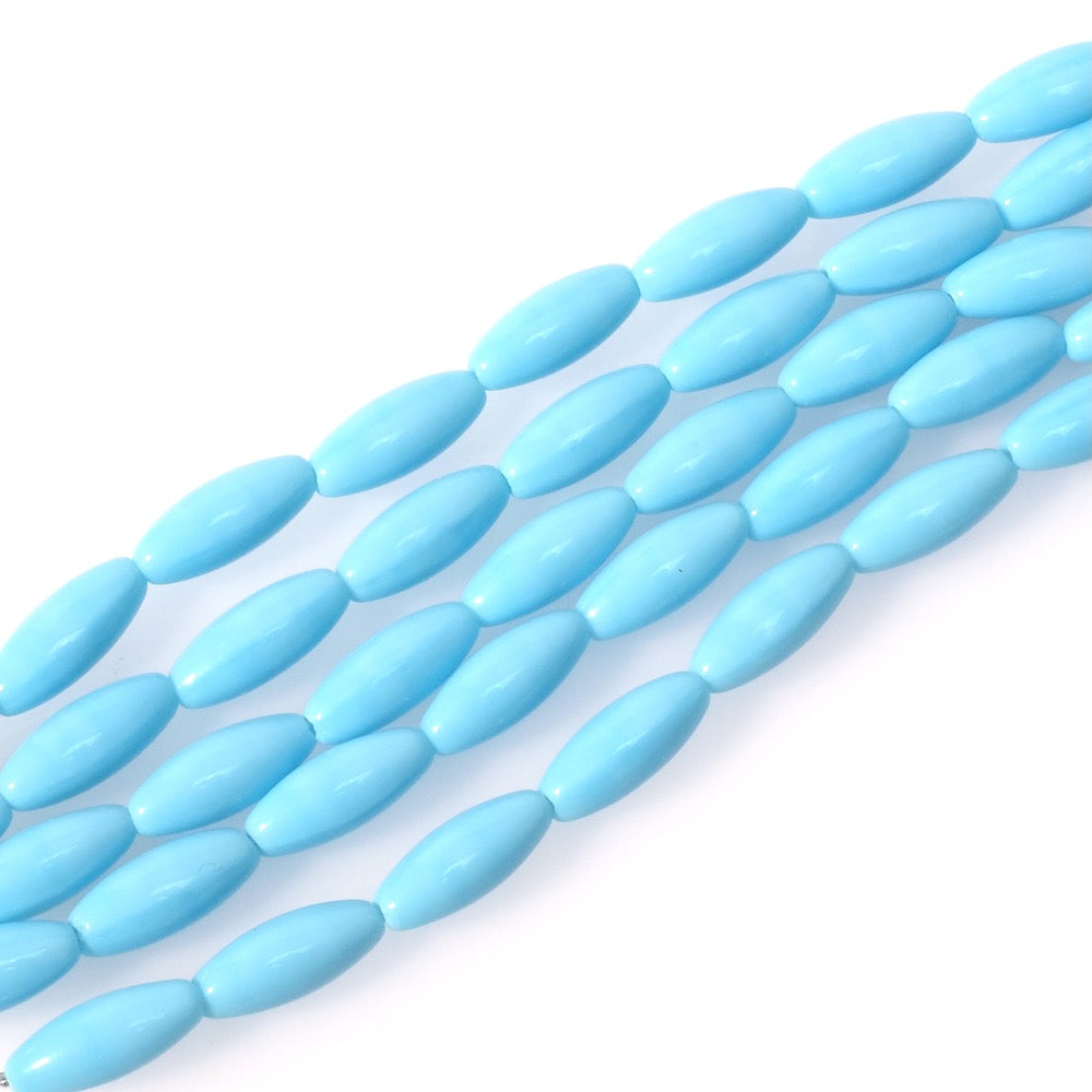 Fil de perles ovales bleu clair opaque de 15x6mm