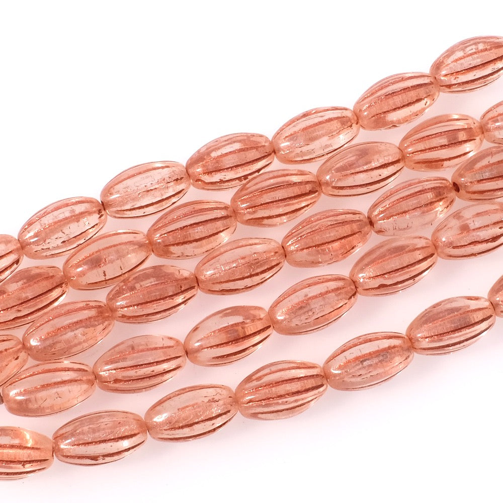 Fil de perles de Bohème olives striées cuivrées transparentes 14x8mm.