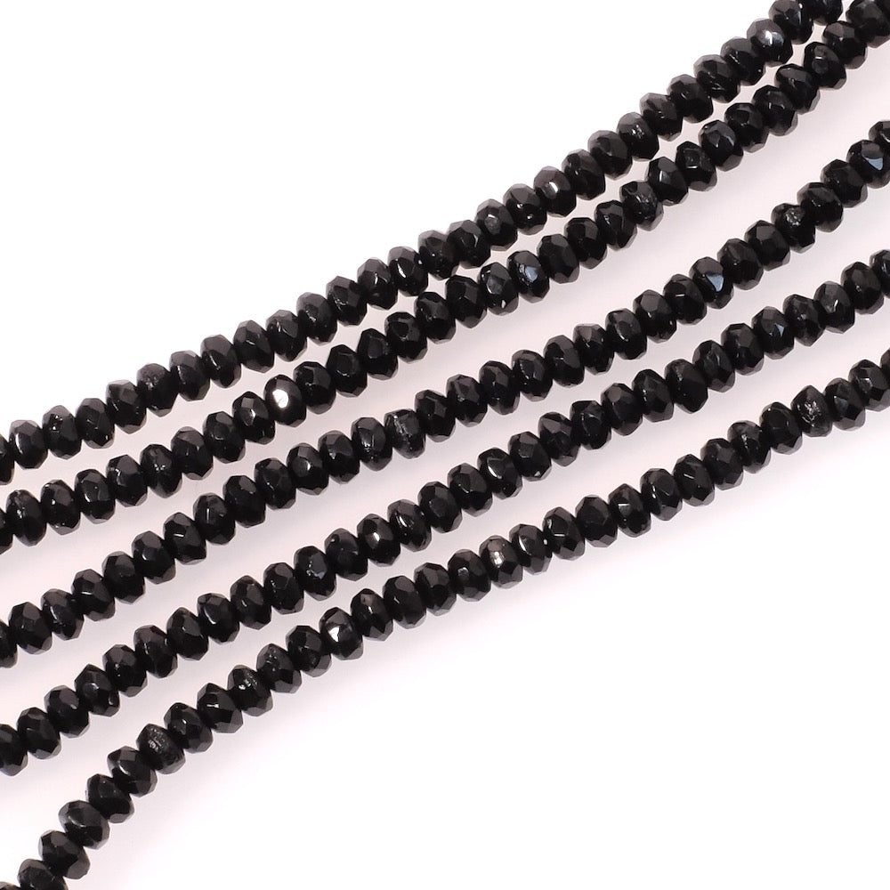 Fil de perles de Bohème donuts facetté 2x3mm noir opaque