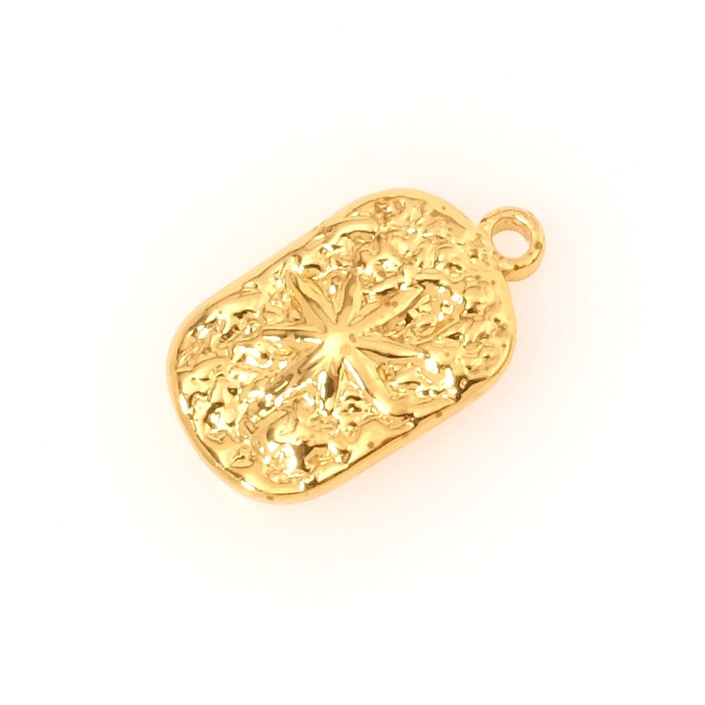 Pendentif rectangle doré texturé avec étoile au centre.
