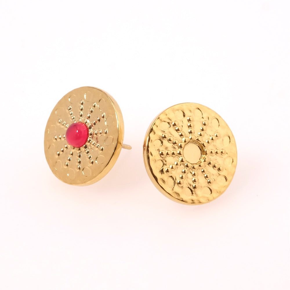 Boucles d'oreilles rondes dorées en acier inoxydable avec motif soleil et cabochon rose.