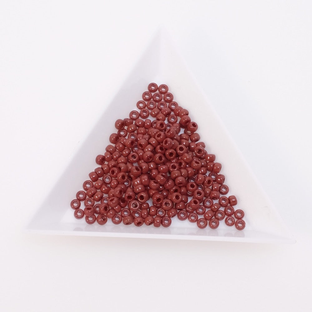 5 grammes de perles Miyuki Rocailles 8/0  N°0409 Opaque chocolate
