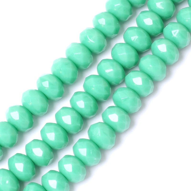 Fil de perles de Bohème facettées corail Vert jade opaque 6x8mm