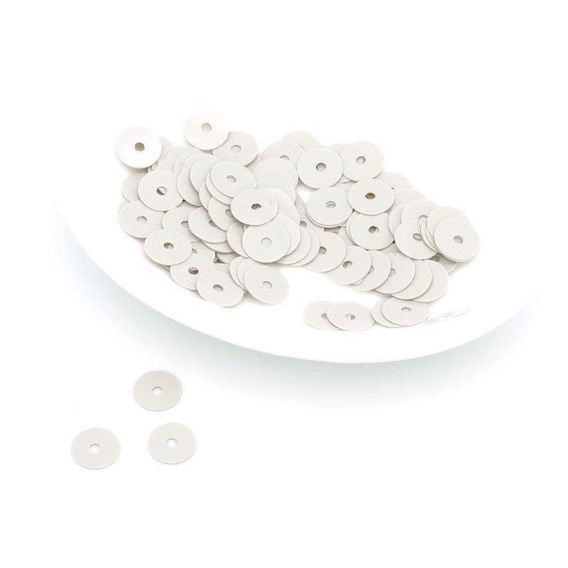Lot de sequins pastilles Heishi en acrylique gris.