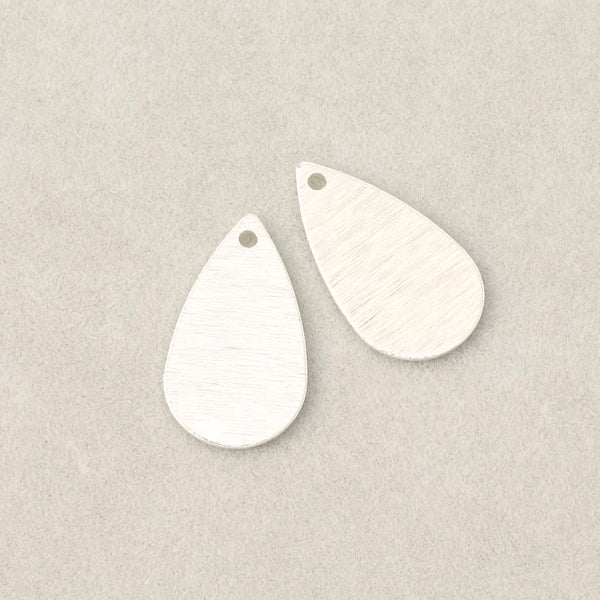 Boucles D'oreilles Pendantes Goutte Argenté - Alliage, Fermoir Clip - Neuf Jamais Porté (sans Emballage)