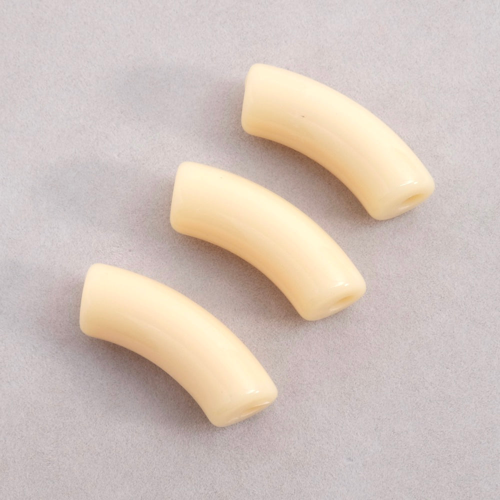 Perle tube courbe incurvée en acrylique crème à l'unité