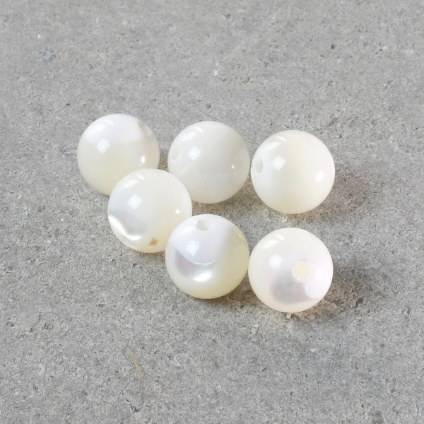 Perles En Nacre Blanche Et Noire - Chips Palets Rocailles 8-20 Mm - Fil 89cm 400 Pièces