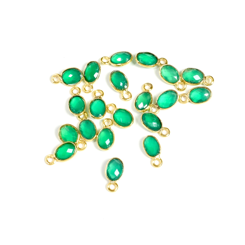 Pendentif serti ovale Onyx vert en laiton Doré à l'or fin 24K