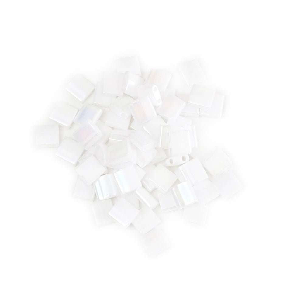 5 grammes de perles Miyuki Tila Beads 5mm TL-0471 White pearl AB
