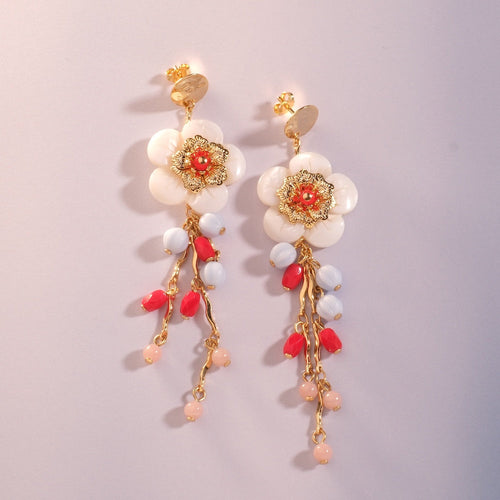 Flora earrings, mother-of-pearl and Bohemian beads