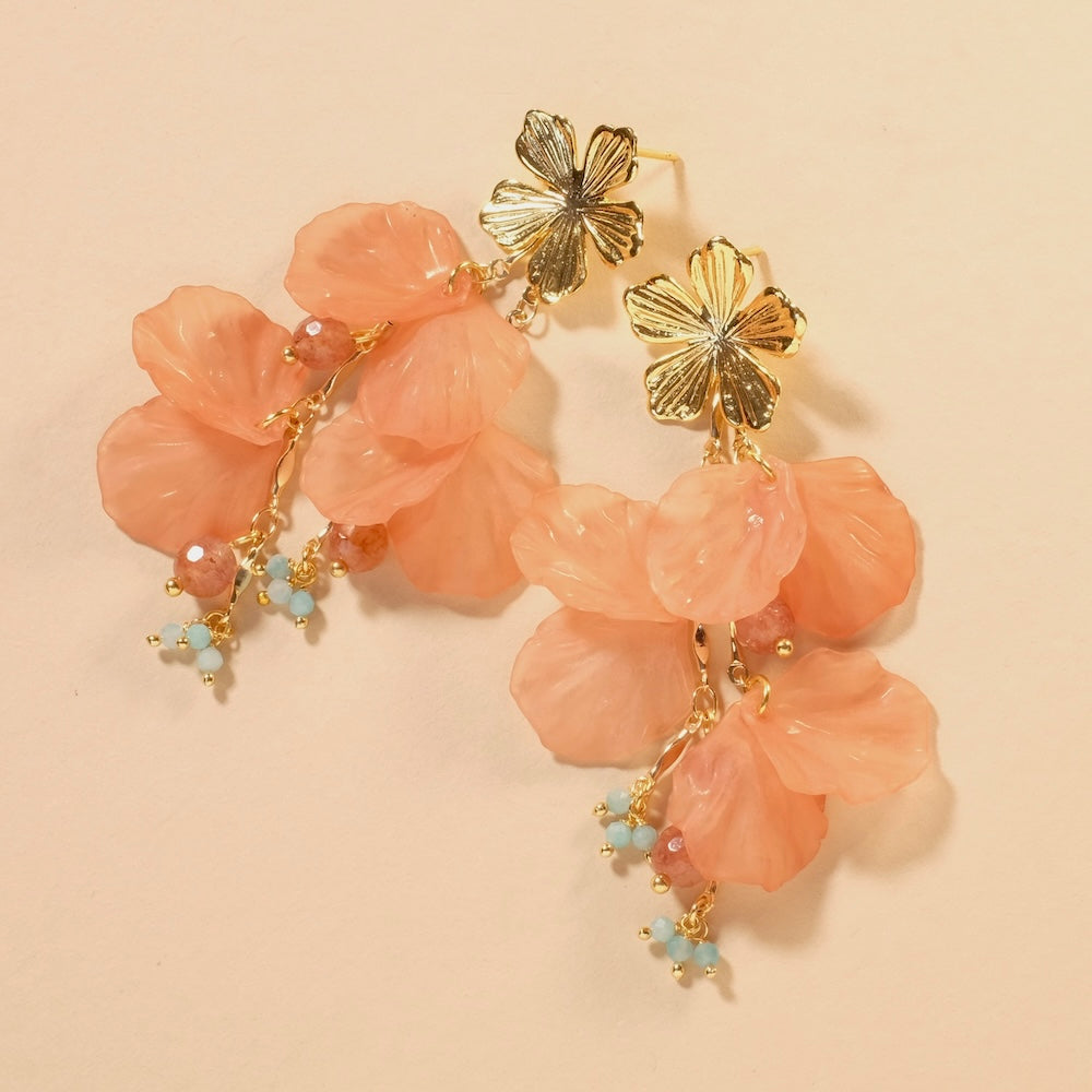 Boucles “Pétales Poétiques” — Quartz fraise & Amazonite