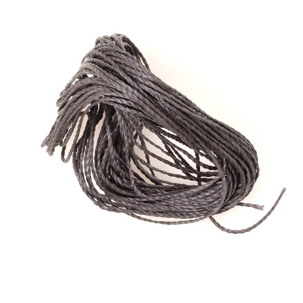 10 mètres de fil ciré Linhasita 1mm pour micro macramé - Anthracite