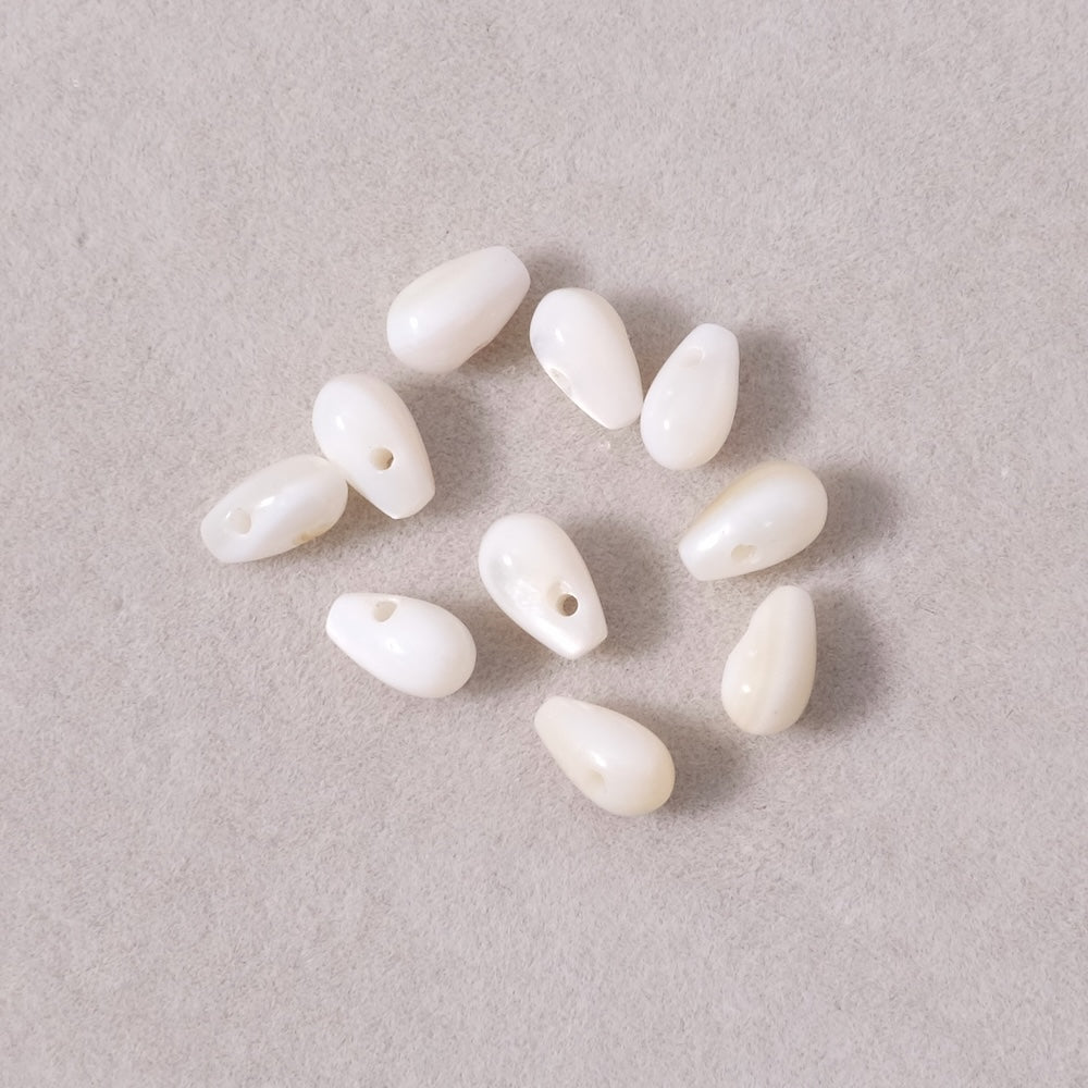 10 perles goutte 6,5mm en Nacre naturelle blanche
