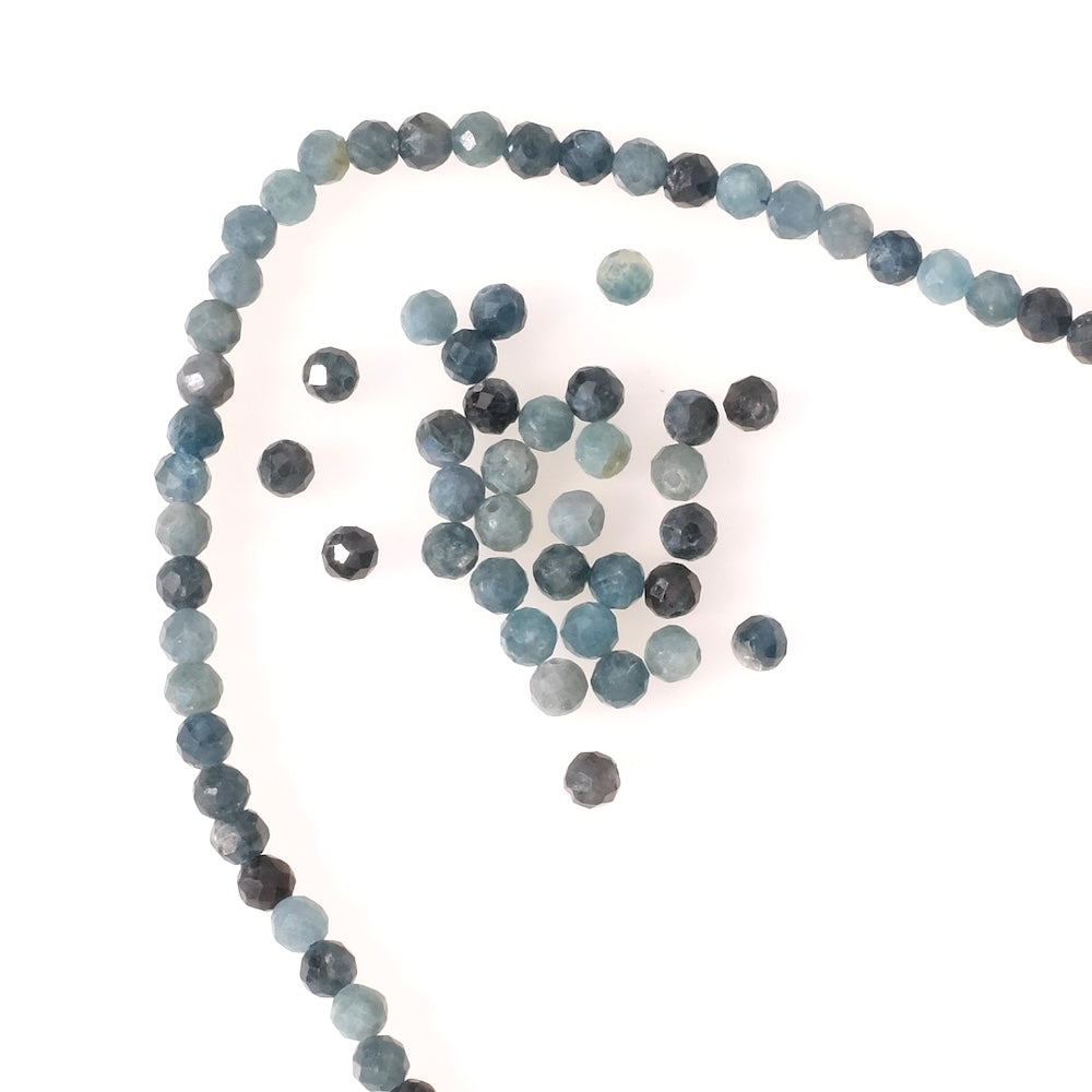 Fil de perles en pierres naturelles facettées 3,5mm en Tourmaline bleue