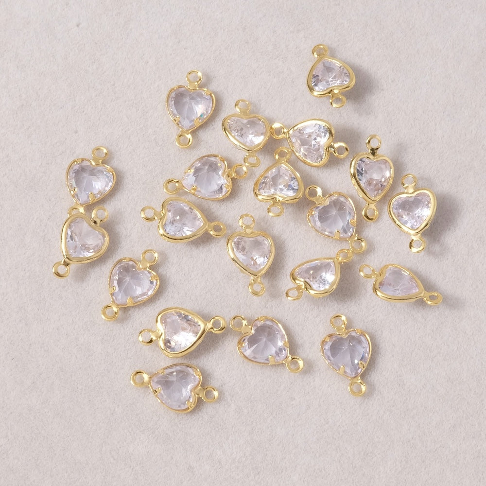 2 Connecteurs sertis Coeur en Oxyde de Zirconium en laiton Doré à l'or fin 24K Premium