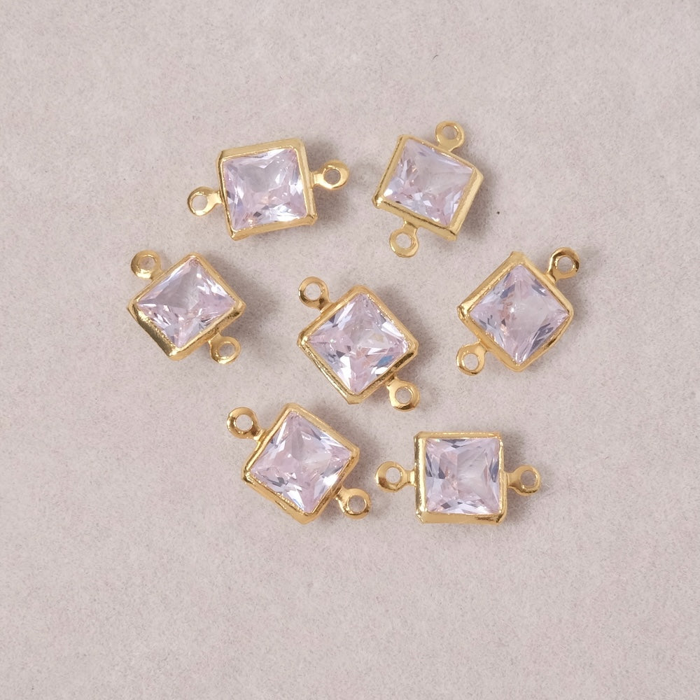 2 Connecteurs sertis carré en Oxyde de Zirconium en laiton Doré à l'or fin 24K Premium