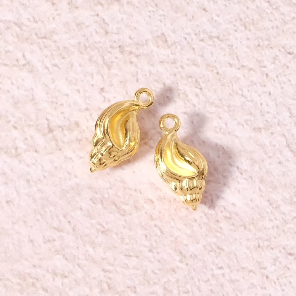 2 Pendentifs coquillage en Zamak doré Or 24K