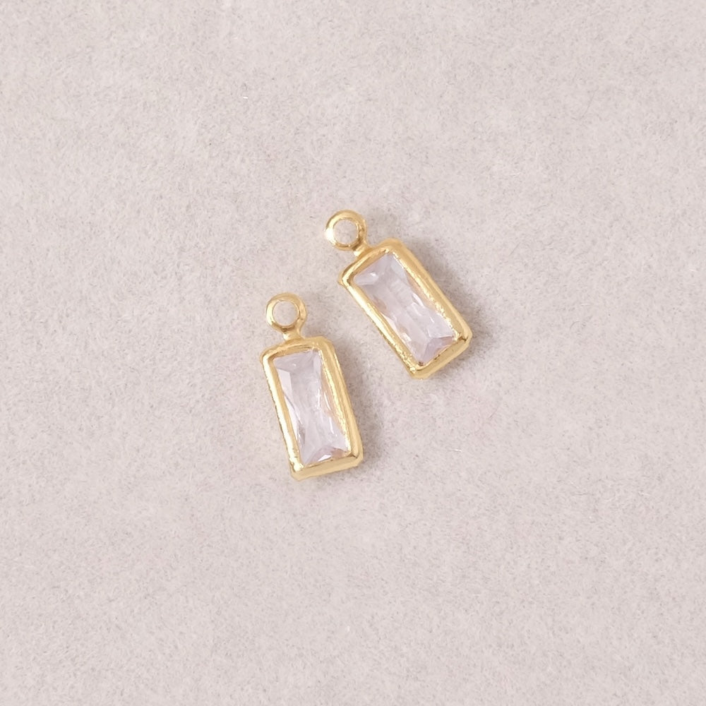 2 Pendentifs sertis rectangle en Oxyde de Zirconium en laiton Doré à l'or fin 24K Premium