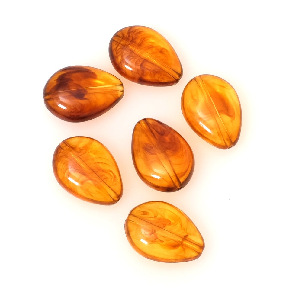 2 Perles goutte plate 23x17mm en acrylique Ambré