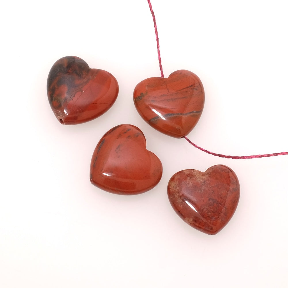 2 perles naturelles coeur 20mm en Jaspe rouge