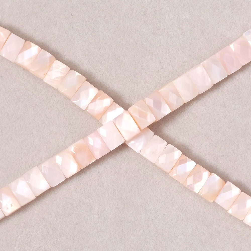 4 perles rectangles facettées 2 trous en Nacre rose très belle qualité