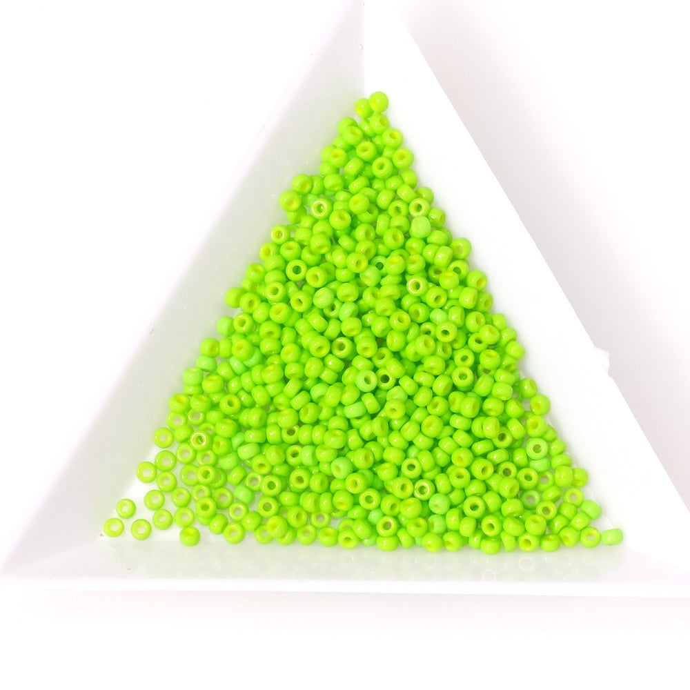 5 grammes de perles Miyuki Rocailles 11/0  Duracoat opaque Kiwi N°4471