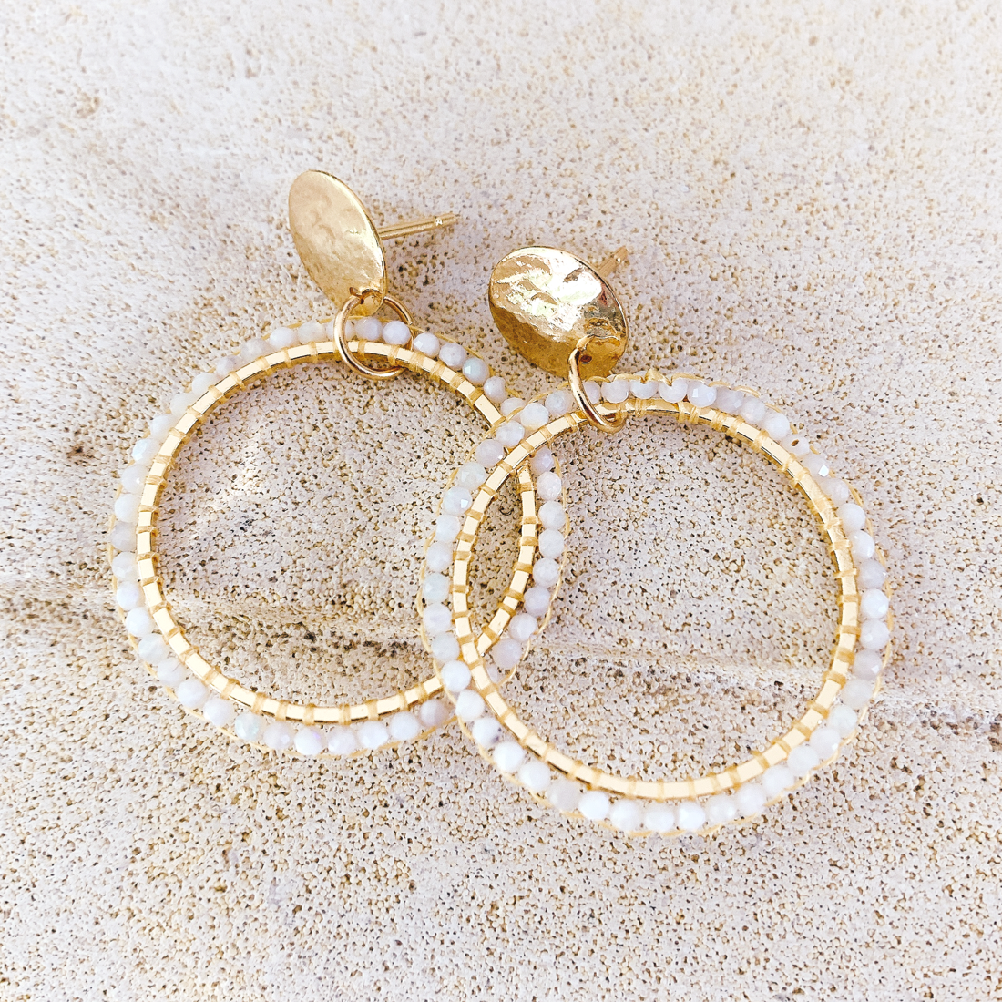 Exemple de création : Boucles Sofia – tuto Perles Corner