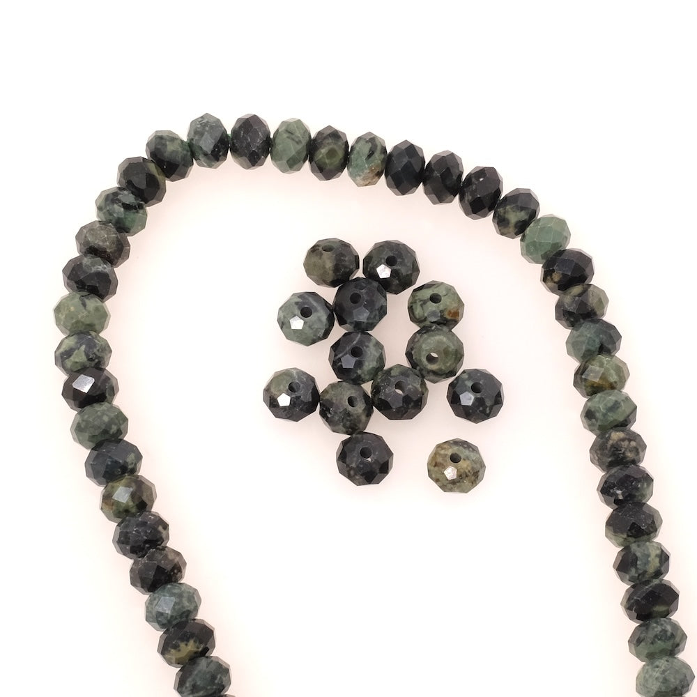 8 perles naturelles facettées 6x4mm en Jaspe Vert