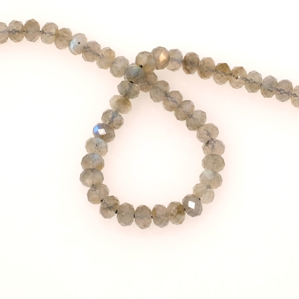 8 perles naturelles facettées 6x4mm en Labradorite