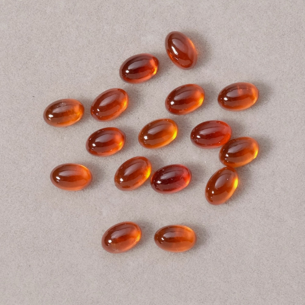 Cabochon en pierre naturelle Ovale 6 x 4mm Grenat Hessonite