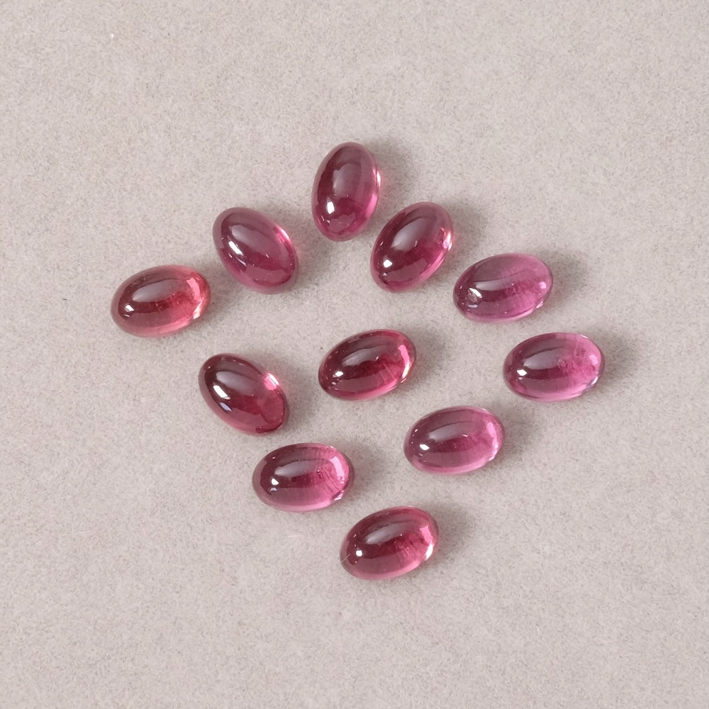 Cabochon en pierre naturelle Ovale 6 x 4mm Grenat Rhodolite