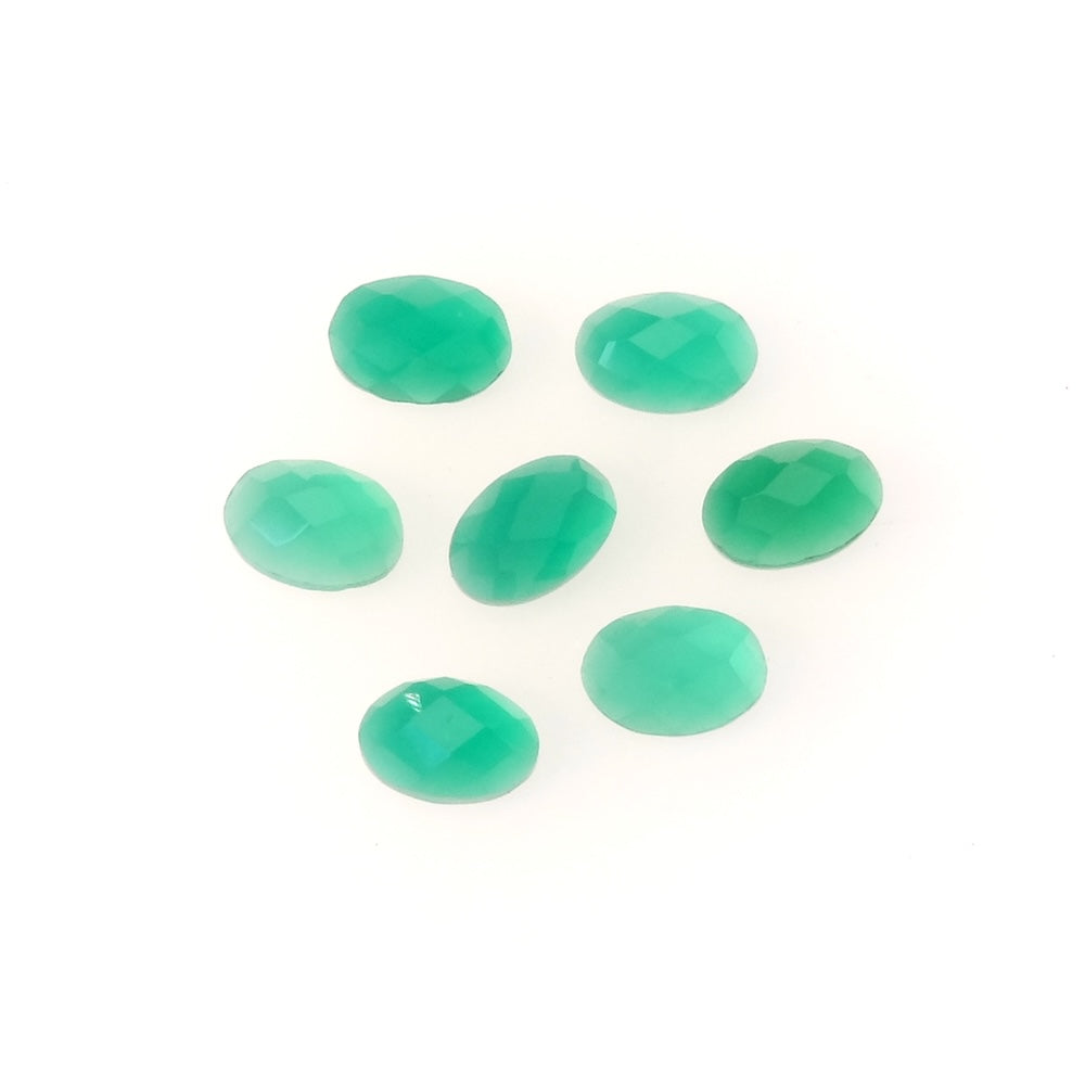 Cabochon en pierre naturelle Ovale facetté 6 x 4mm Onyx verte