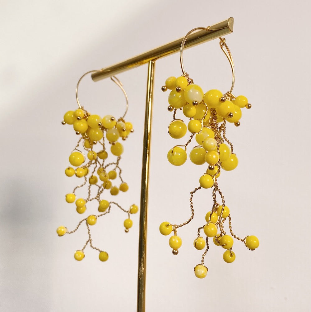 Exemple de création : Boucles d'oreilles Mimosa – tuto Perles Corner