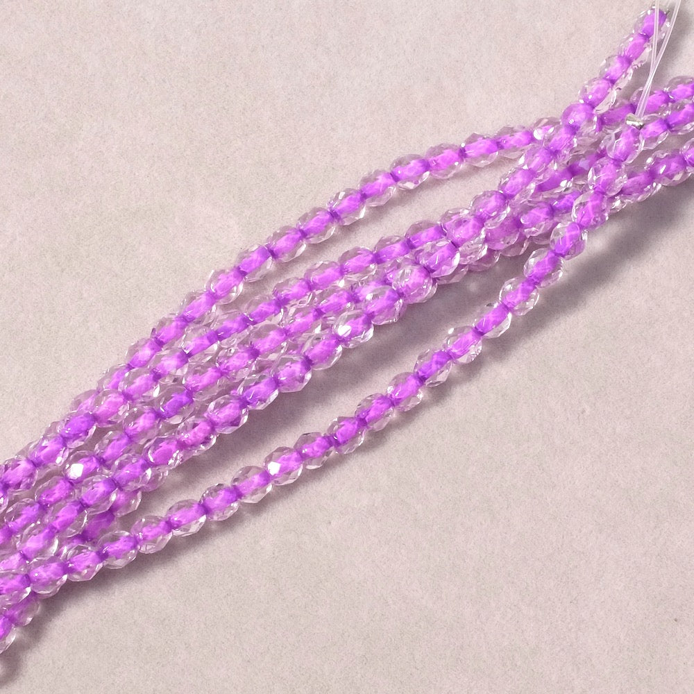 Fil de perles de Bohème rondes facettées 4 mm transparent violet