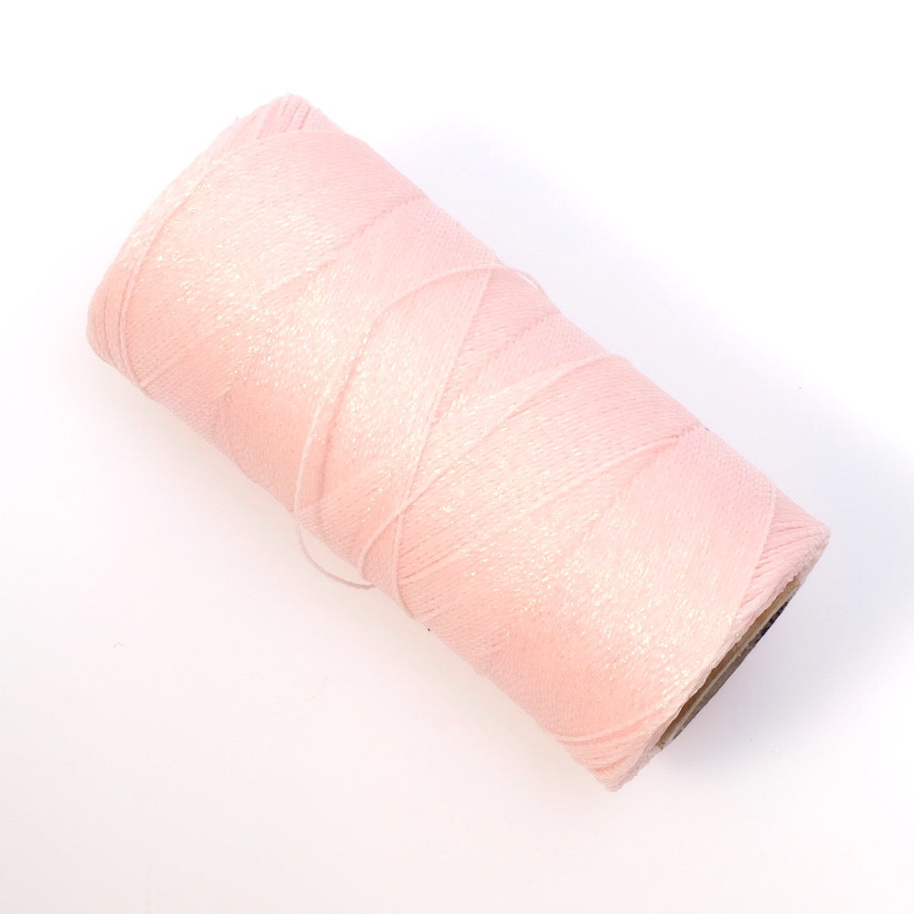 Bobine de fil ciré Linhasita 0,5mm pour micro macramé - Flamingo métallisé