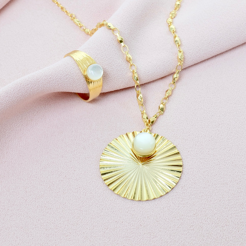 Exemple de création : Bague & Collier Clémence – tuto Perles Corner