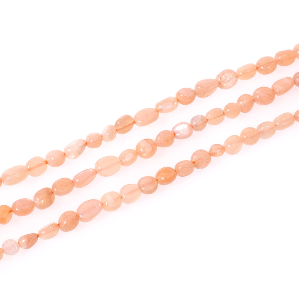 Fil de perles naturelles irrégulières en Pierre de Lune Feldspath Pêche