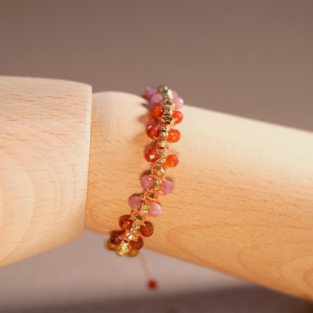 Exemple de création : Bracelet macramé ombré en pierres naturelles – tuto Perles Corner