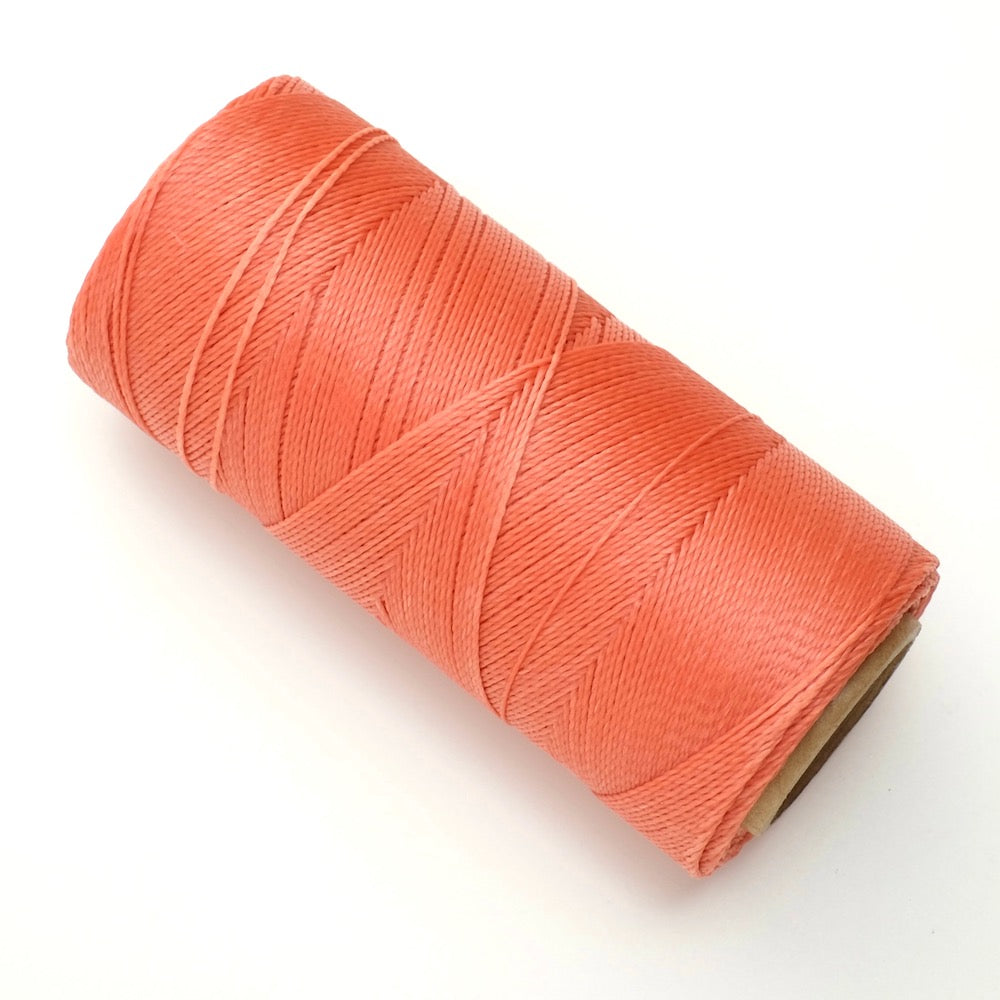 10 mètres de fil ciré Linhasita 0,5mm pour micro macramé - Corail rose