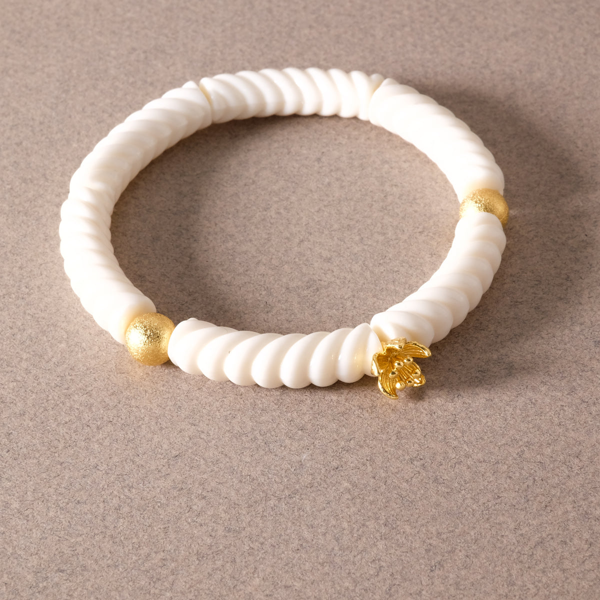 Exemple de création : Bracelet Tube spirale – tuto Perles Corner