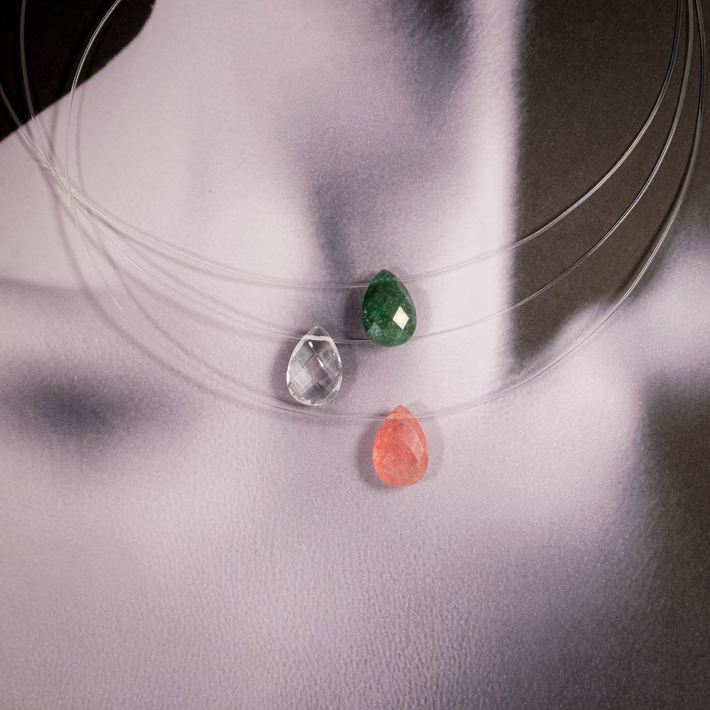 Exemple de création : Collier minimaliste gouttes facettées en pierres naturelles – tuto Perles Corner