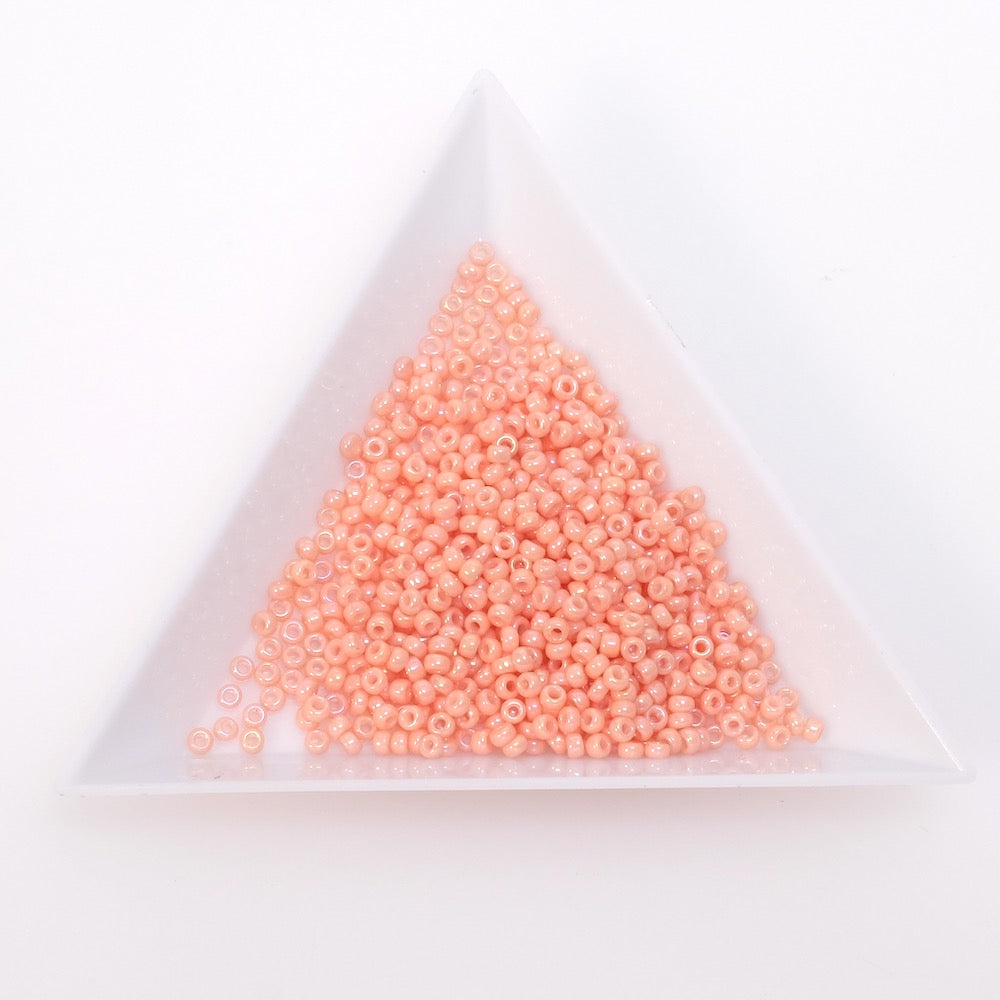 5 grammes de perles Miyuki Rocailles 11/0 Opaque salmon luster N°596