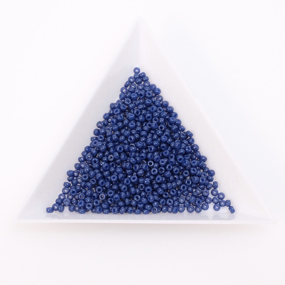 5 grammes de perles Miyuki Rocailles 11/0 Duracoat Opaque Dyed navy blue N°4493