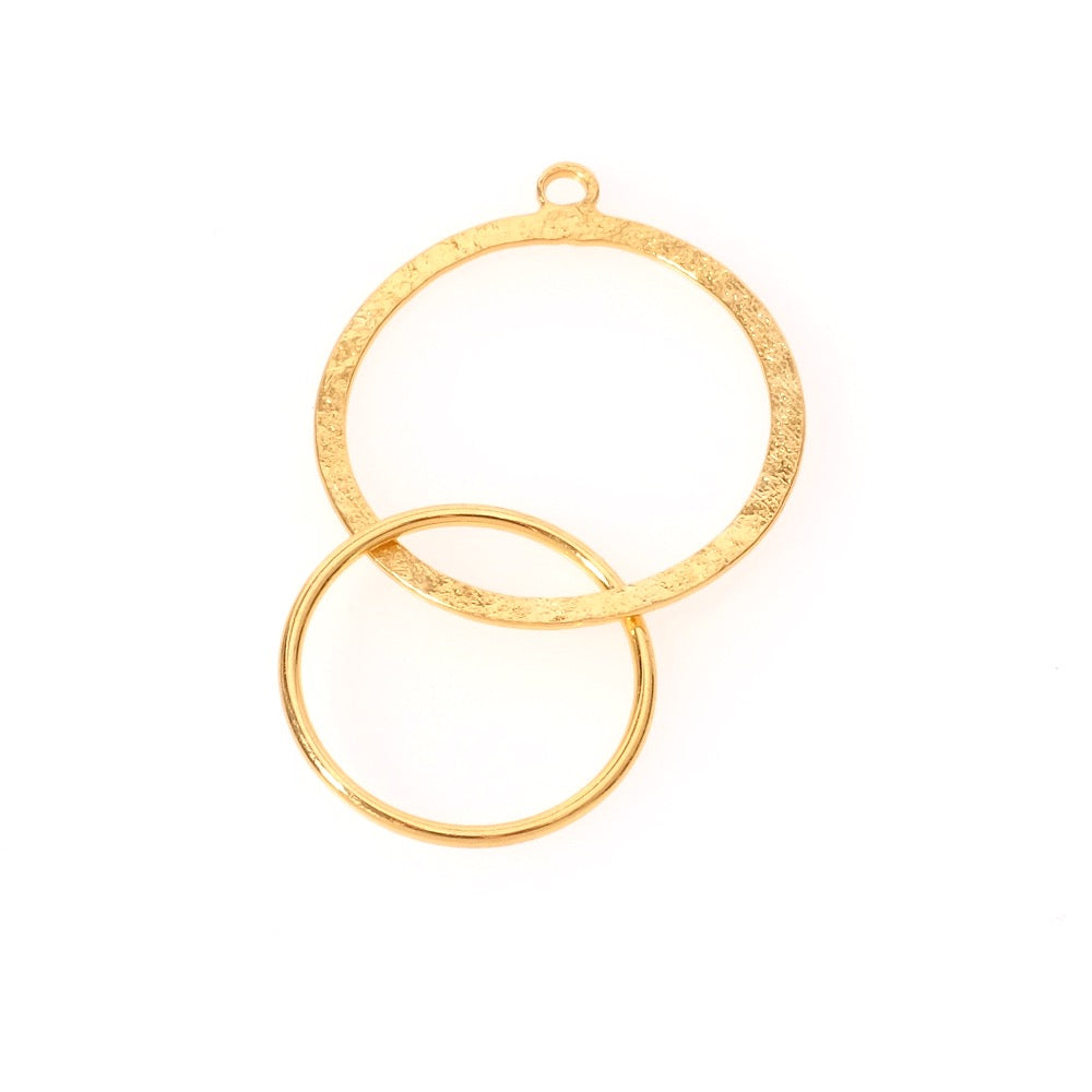 Pendentif anneaux enlacés en laiton Doré à l&#39;or fin 24K Premium