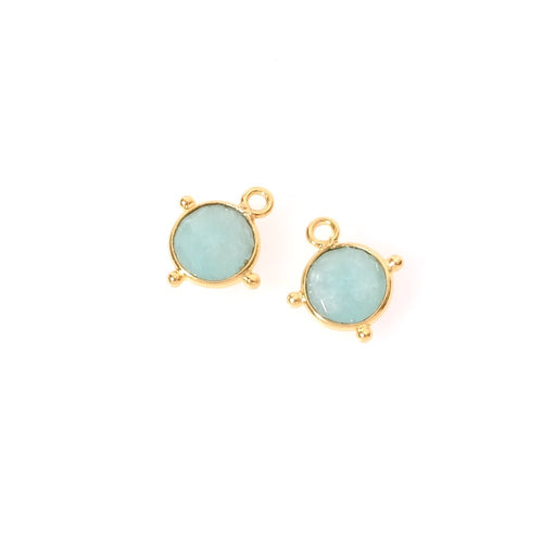 Pendentif rond en laiton doré à l'or fin avec une amazonite.