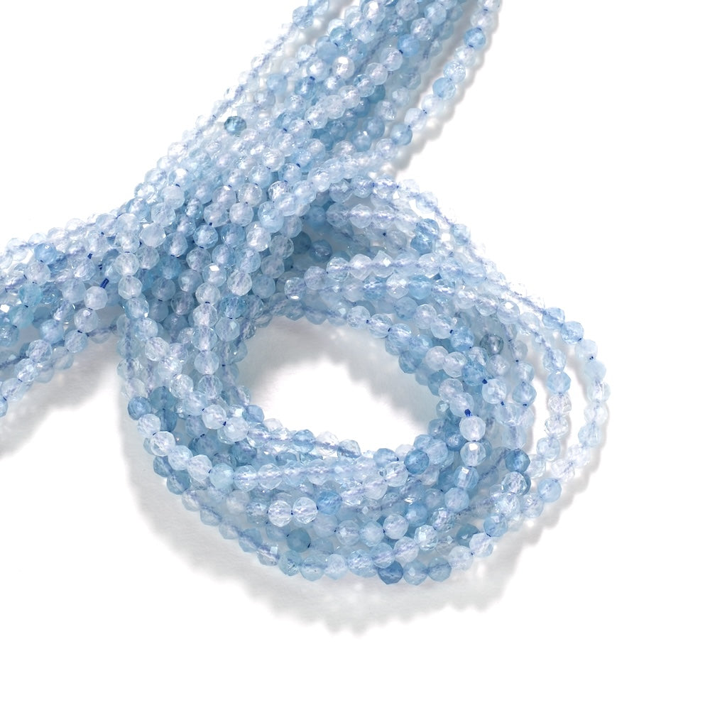 Fil de perles rondes facettées 3,5 mm en aigue-marine naturelle qualité AA